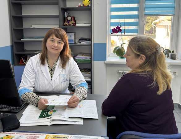 ПРИЙМАЄ ЕНДОКРИНОЛОГ